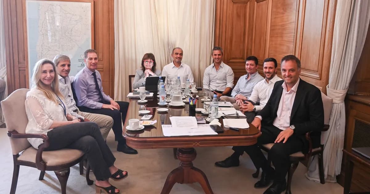 El Gobierno posterga reunión clave sobre reforma electoral ante desafíos legislativos